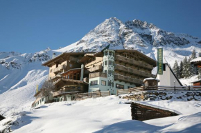 Отель Ferienclub Silbertal, Зёльден
